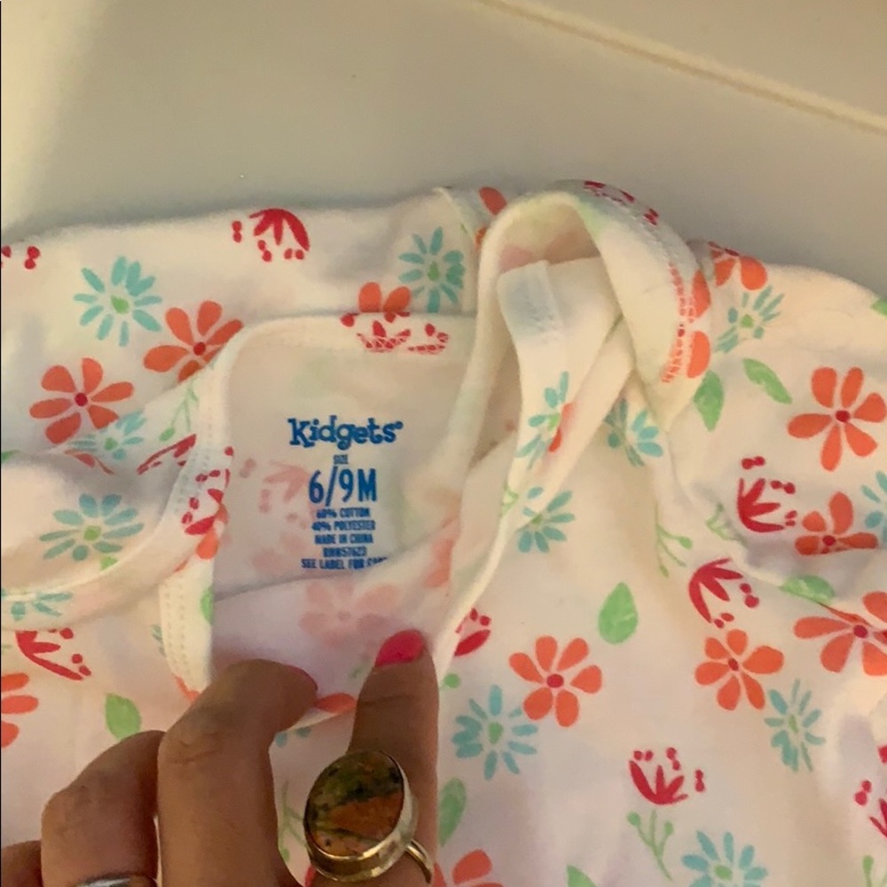 Onesie - Picture 2 of 3